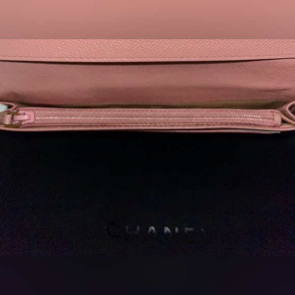 Chanel Vintage Pink Caviar Leather Authentic Bifold Long Wallet EC - Picture 5 of 9
